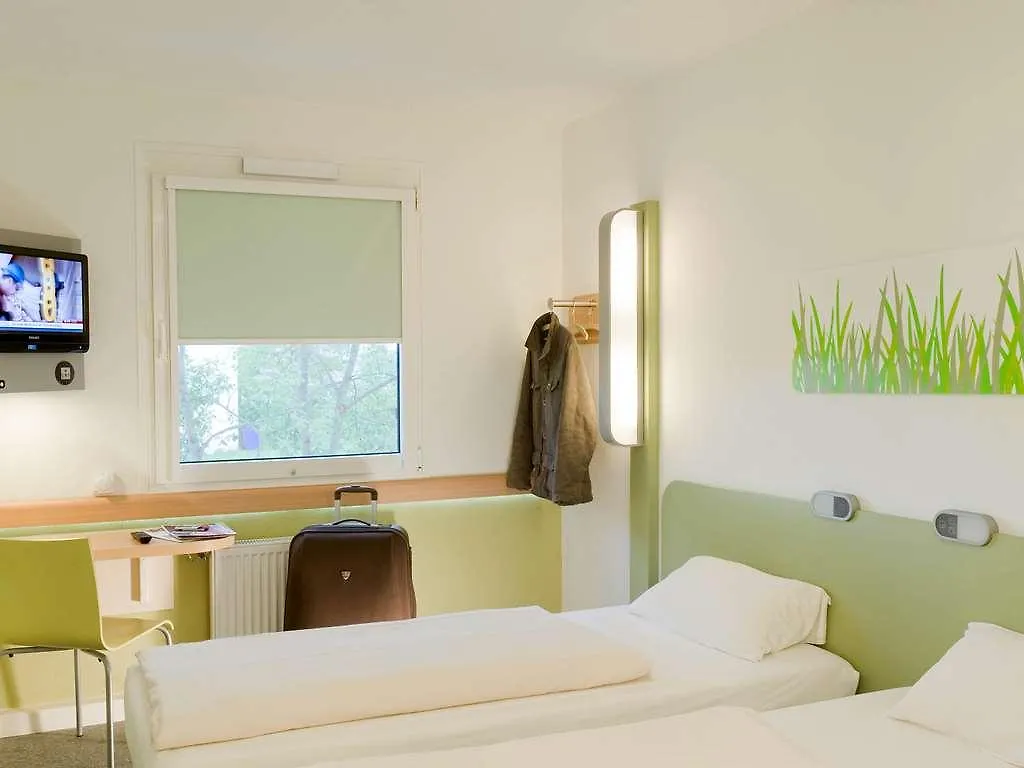 Ibis Budget Zurich City West Hotel