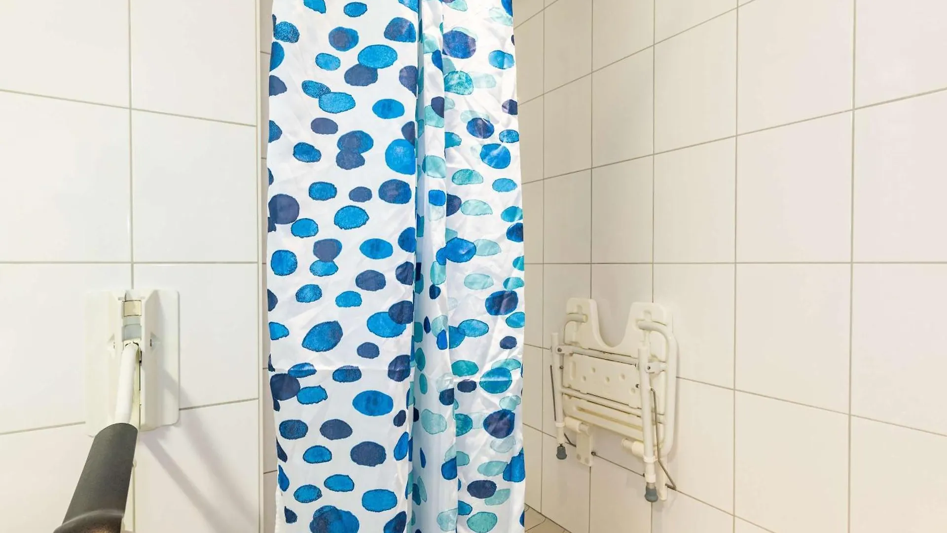 Ibis Budget Zurich City West Hotel